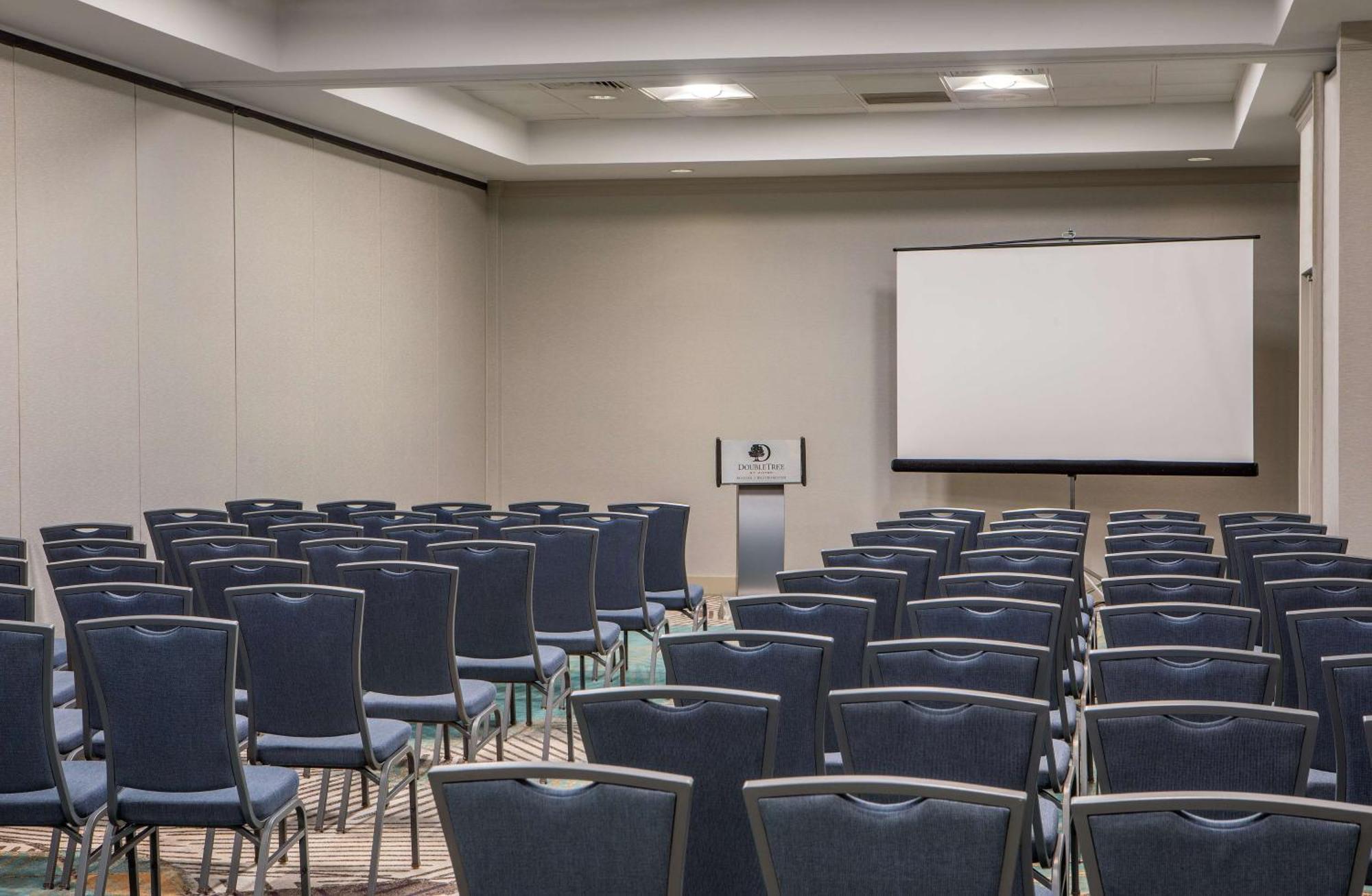 Doubletree By Hilton Boston/Westborough Ξενοδοχείο Εξωτερικό φωτογραφία