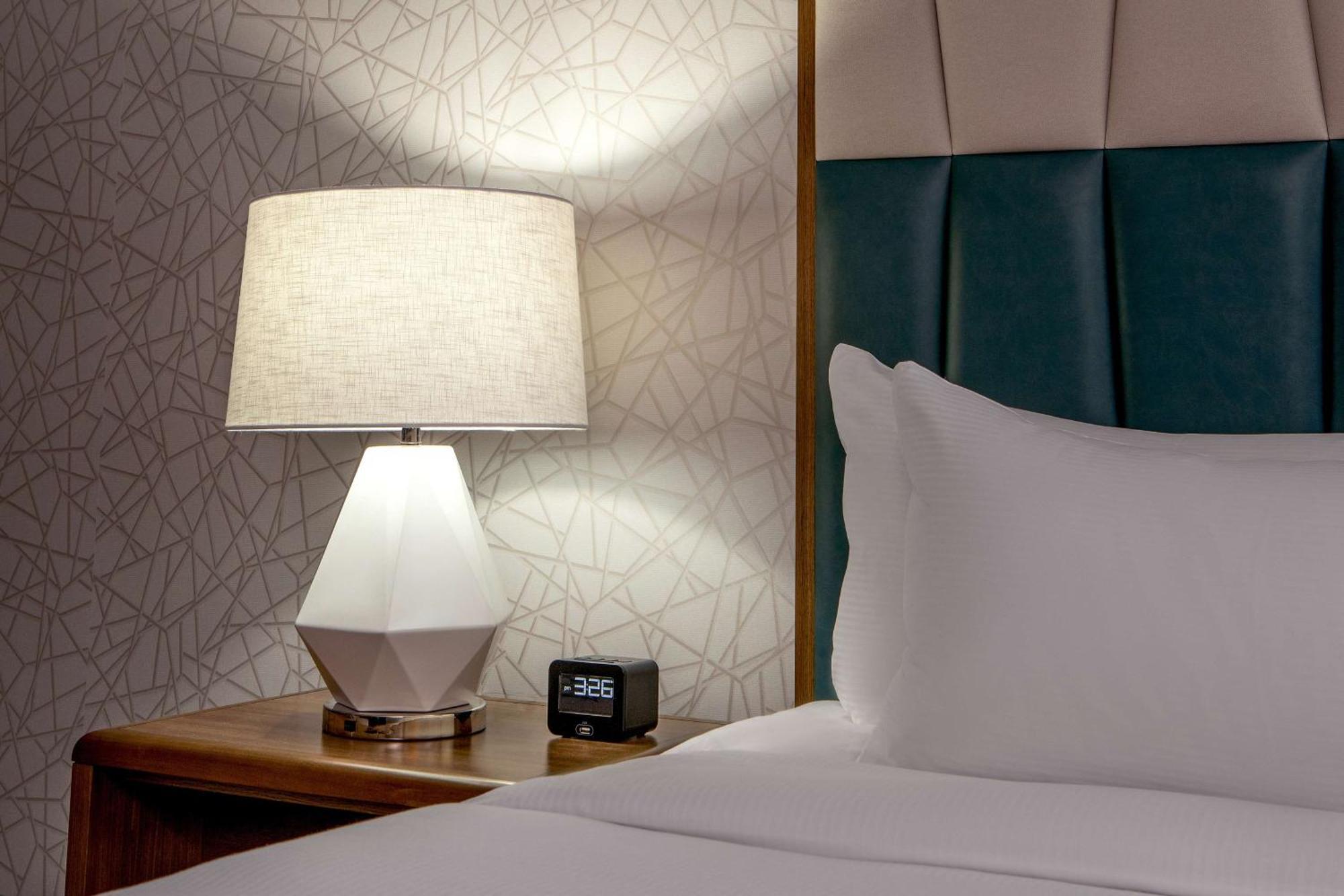 Doubletree By Hilton Boston/Westborough Ξενοδοχείο Εξωτερικό φωτογραφία