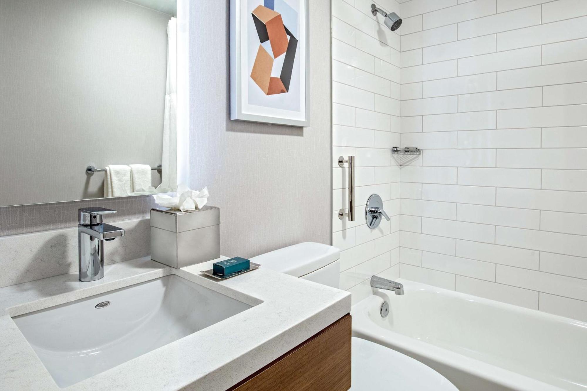 Doubletree By Hilton Boston/Westborough Ξενοδοχείο Εξωτερικό φωτογραφία