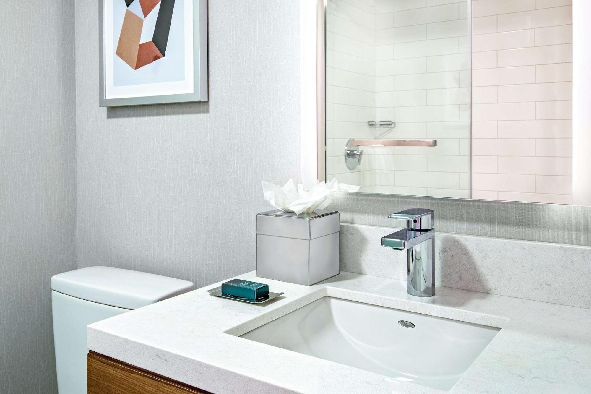 Doubletree By Hilton Boston/Westborough Ξενοδοχείο Εξωτερικό φωτογραφία