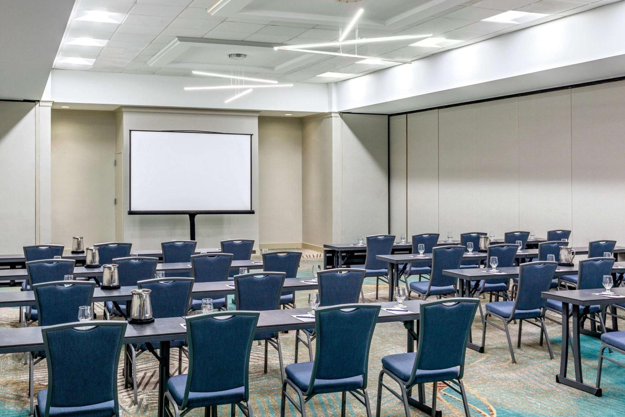 Doubletree By Hilton Boston/Westborough Ξενοδοχείο Εξωτερικό φωτογραφία