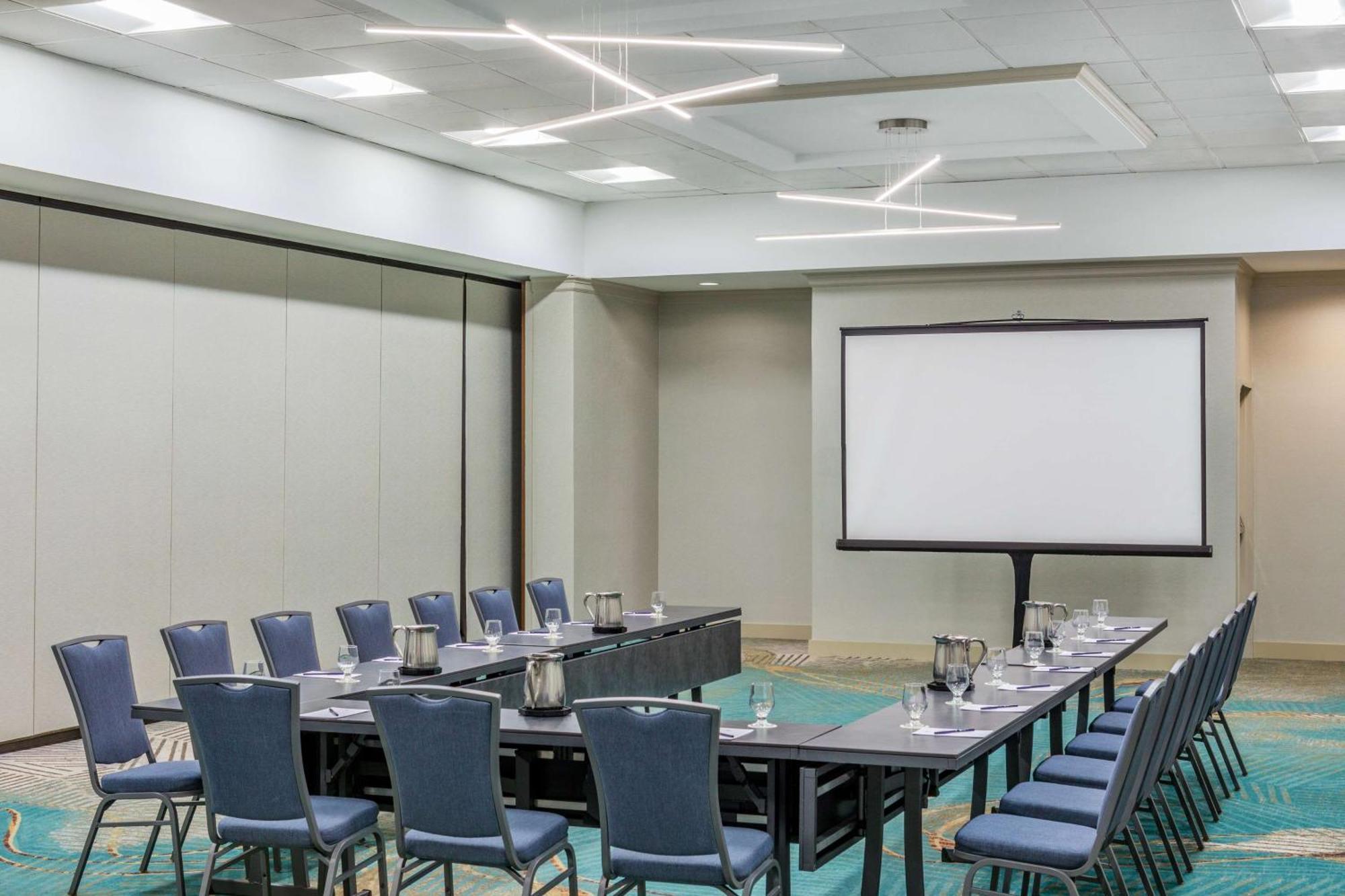 Doubletree By Hilton Boston/Westborough Ξενοδοχείο Εξωτερικό φωτογραφία